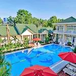 881 Lam Ha Pool Resort