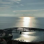 Seaside Fireworks Apartment Free Gym & Pool