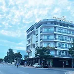 Khach San Minh Quang