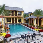 Tam Coc Center Luxury
