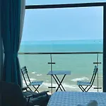 Tem\'S House