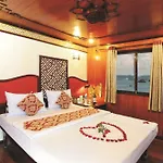Royal Heritage Cruise