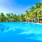 Lang Co Beach Resort