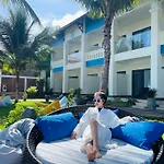 Hon Rom 2 Resort