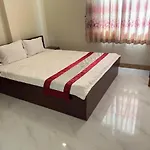 Hotel Tan Phu