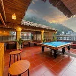 Mountain Pearl Hotel