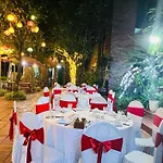 Cozynibi Hotel