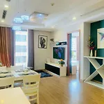 Luxury Apartment At Times City