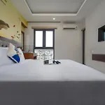 Delicate Hotel