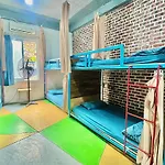 Domik Homestay - Cat Ba