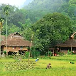 Thai House Pu Luong - Century Old Stilt House With Terrace Views