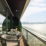 M\'Gloria Cruise By Hag
