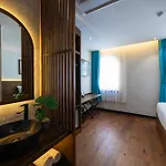 Roma Hotel Phu Quoc - Free Airport Shuttle & Sunset Town Tour