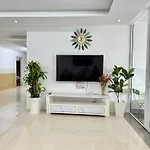 Oasky Son Thinh Apartment Homestay - Tina