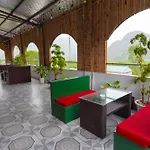 Family Homestay, Mountain Flower