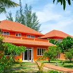 Full Moon Village Resort