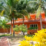 Full Moon Village Resort