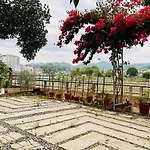Tit Mit Homestay