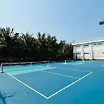 Gold Coast Hotel Resort & Spa