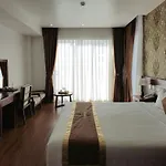 La Pense\'E Hotel - Dalat