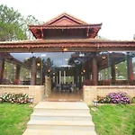 Sam Tuyen Lam Resort