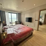 Bay View Halong Homestay Panoramic Bay View Luxury Apartment