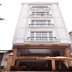 Omega Da Nang Beach Hotel