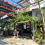 Funny Monkeys Homestay