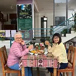 Funny Monkeys Homestay