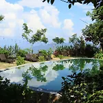 Tvpalm Ecolodge