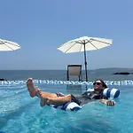 Long VI Hotel - Dao Phu Quy