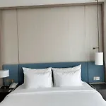 A La Carte Ha Long Bay - Sea View Apartment