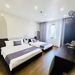 Mia Motel