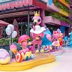 Flamingo Toa Ibiza, Hai Tien