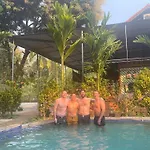 Maison De Mai Hich