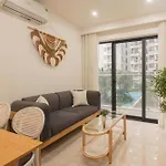 Em Apartment With Pool And Gym