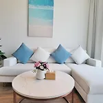 Waterfront A La Carte Residence
