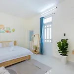 Ocean House - Di Bo 100 Met Ra Bien Bai Sau Thuy Van