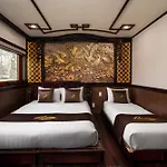 Renea Cruises Halong