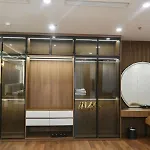 Queen Hotel Hoàng Gia