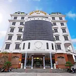 Phu Quy Hotel Near Dong Kinh Market