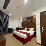 Rosy Hotel