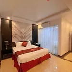 Rosy Hotel