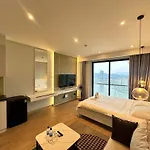 Comzy Ha Long Homestay
