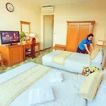 My Tra Riverside Hotel