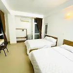 Hi Hotel