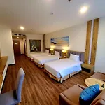 Muong Thanh Grand Cua Lo Hotel