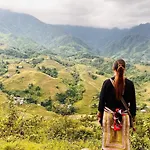 Maison Rose & Jardinier Eco Homestay