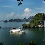 Swan Cruises Halong