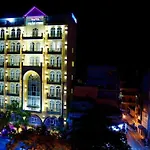 Khách sạn Trần Vinh